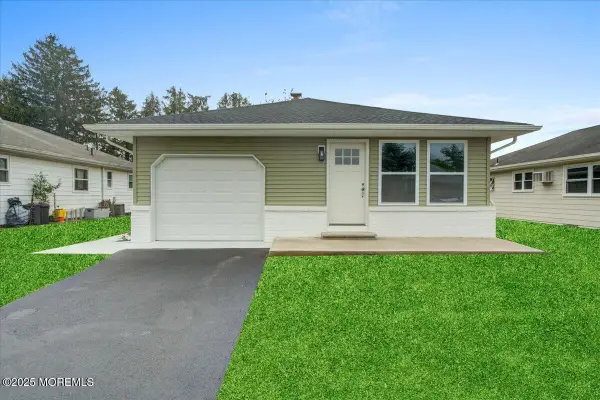 7 Frederiksted Street, Toms River, NJ 08757