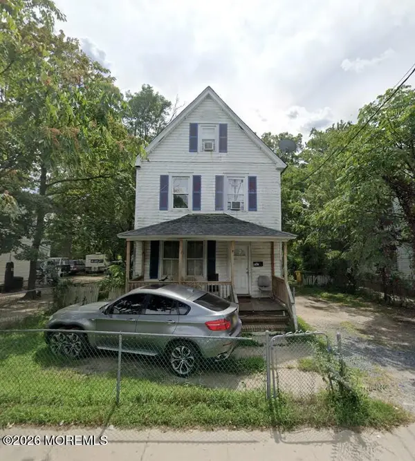 526 Ocean Avenue, Lakewood, NJ 08701