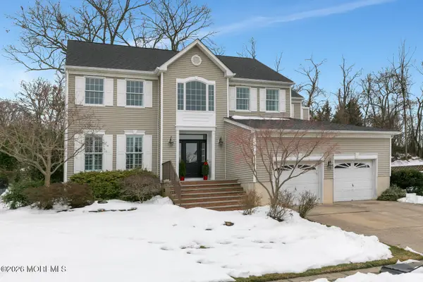 28 Presidential Path, Middletown, NJ 07748