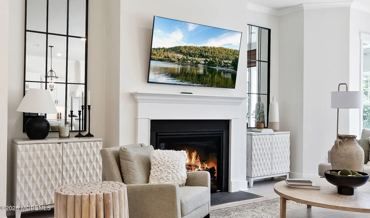 28 Larkspur Lane, Manalapan, NJ 07726 - #1