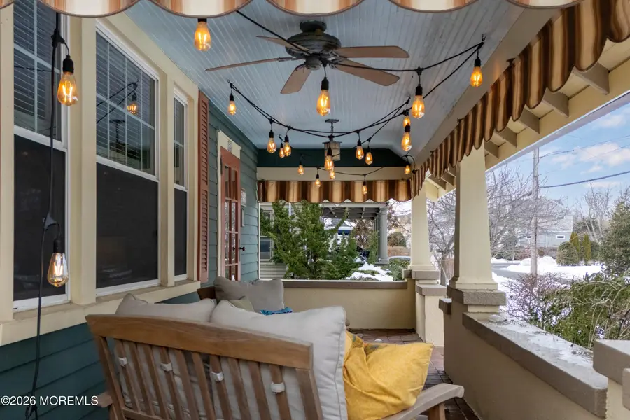 21 Lincoln Avenue, Rumson, NJ 07760 - #2