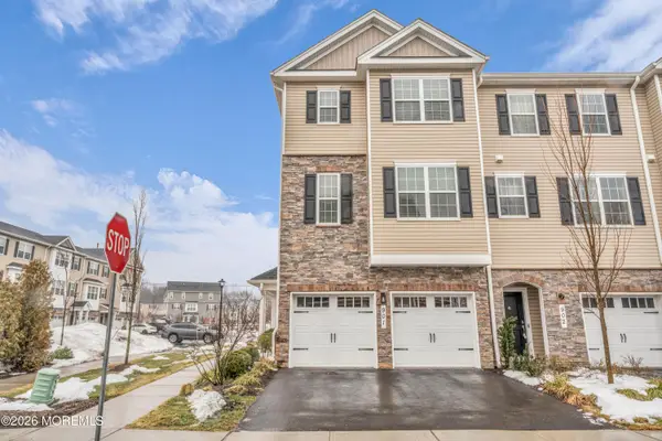 901 Arose Lane, Middletown, NJ 07748