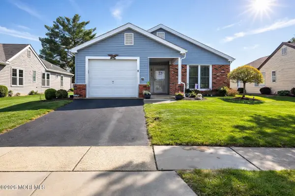 9 Romford Lane, Manchester, NJ 08759