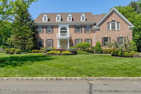 34 Rutledge Road, Marlboro, NJ 07746