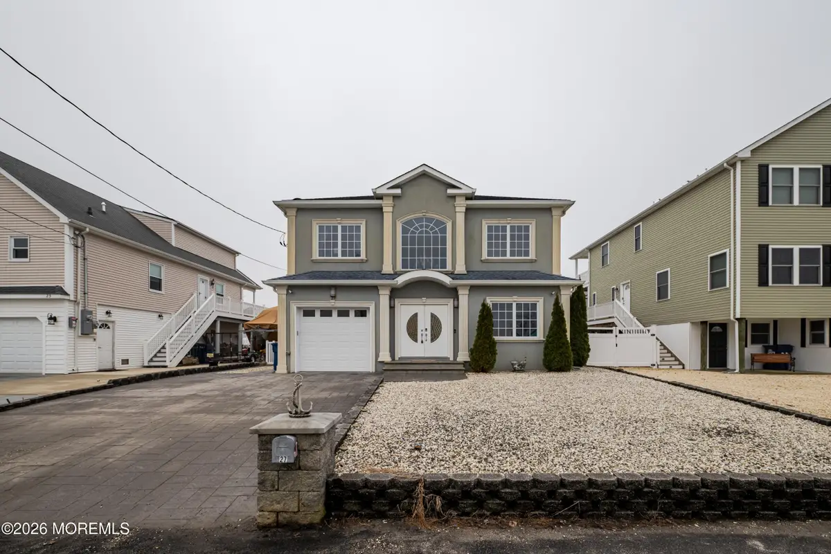 27 Mohawk Drive, Mystic Island, NJ 08087 - #1