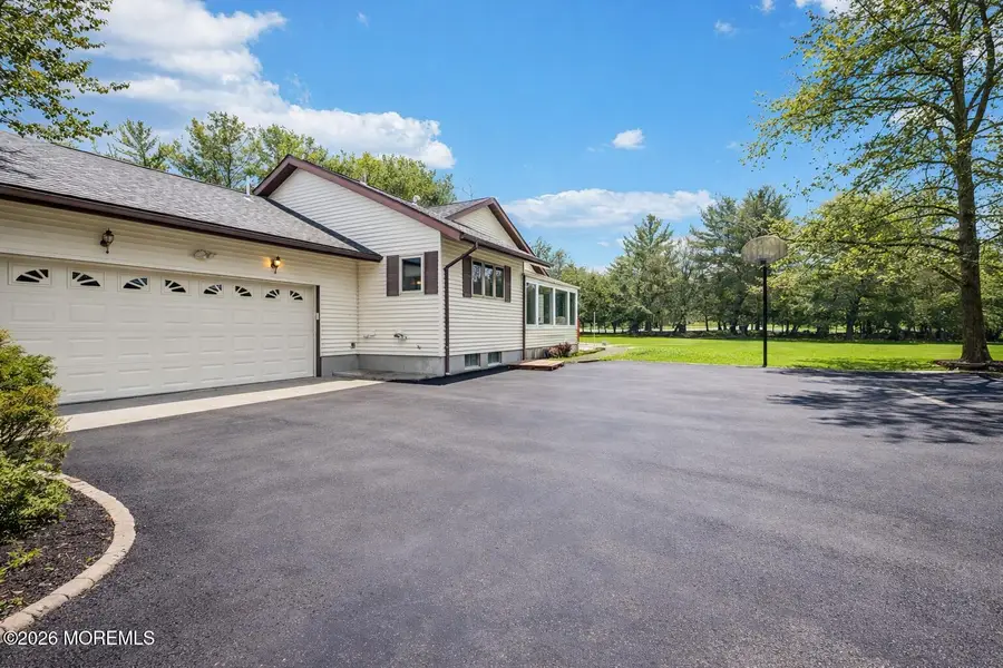 4 Cuomo Court, Millstone, NJ 08535 - #3