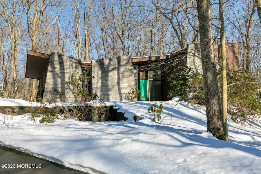 4 Glenwood Road, Colts Neck, NJ 07722 - #2