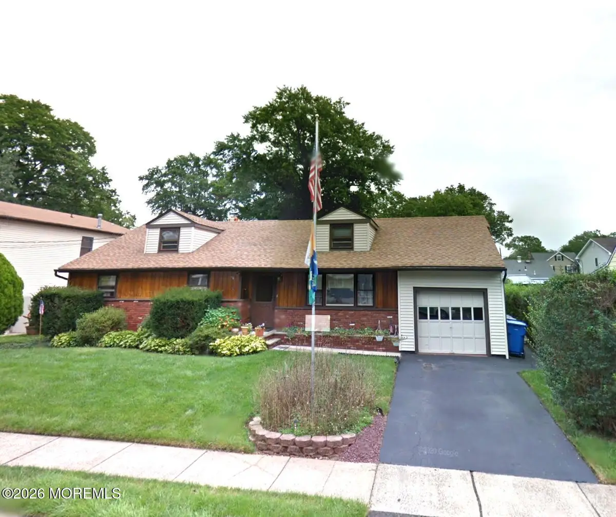 14 Chase Avenue, Middlesex, NJ 08846 - #1