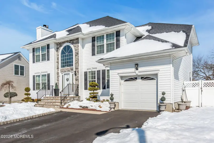 8 Heritage Drive, Englishtown, NJ 07726 - #3