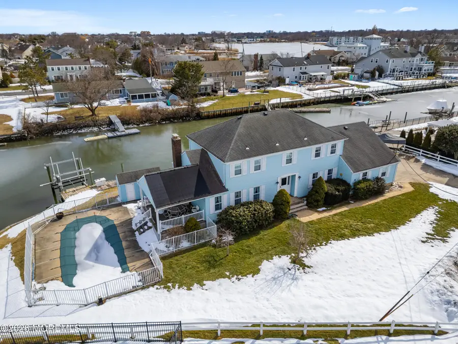 9 Gail Drive, Monmouth Beach, NJ 07750 - #3