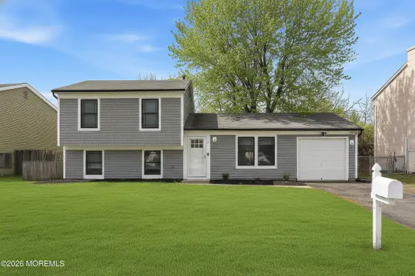 17 Windward Drive, Barnegat, NJ 08005