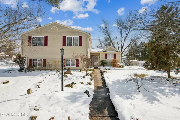 222 College Drive, Pemberton, NJ 08068