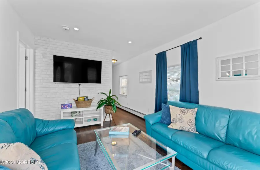 20 Highland Avenue, Keansburg, NJ 07734 - #3