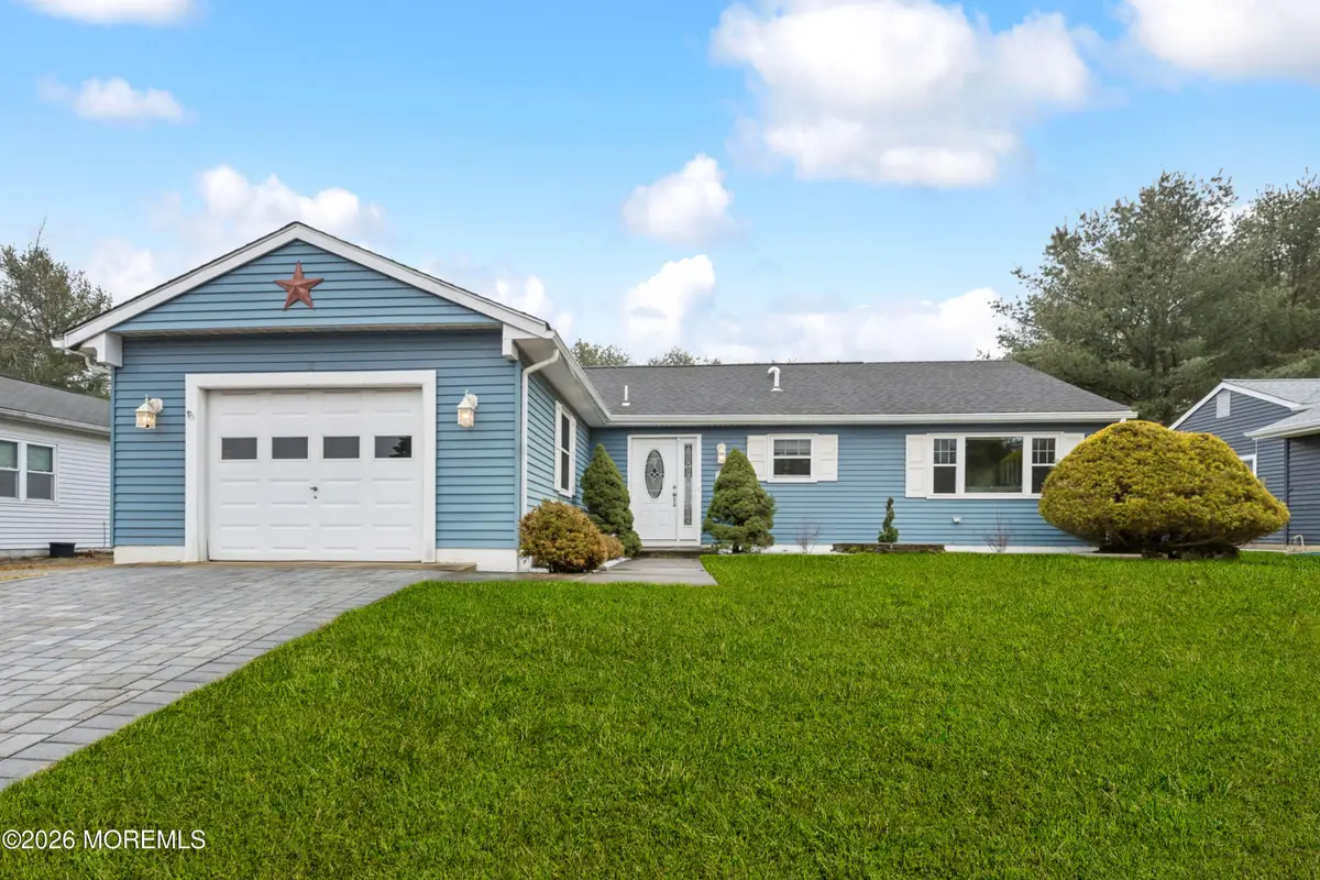 20 Elkton Court, Toms River, NJ 08757 - #1
