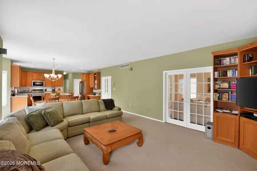 33 Samantha Circle, Matawan, NJ 07747 - #3