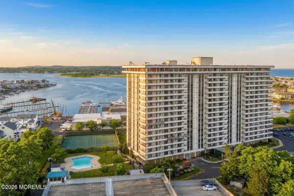 1 Channel Drive #206, Monmouth Beach, NJ 07750