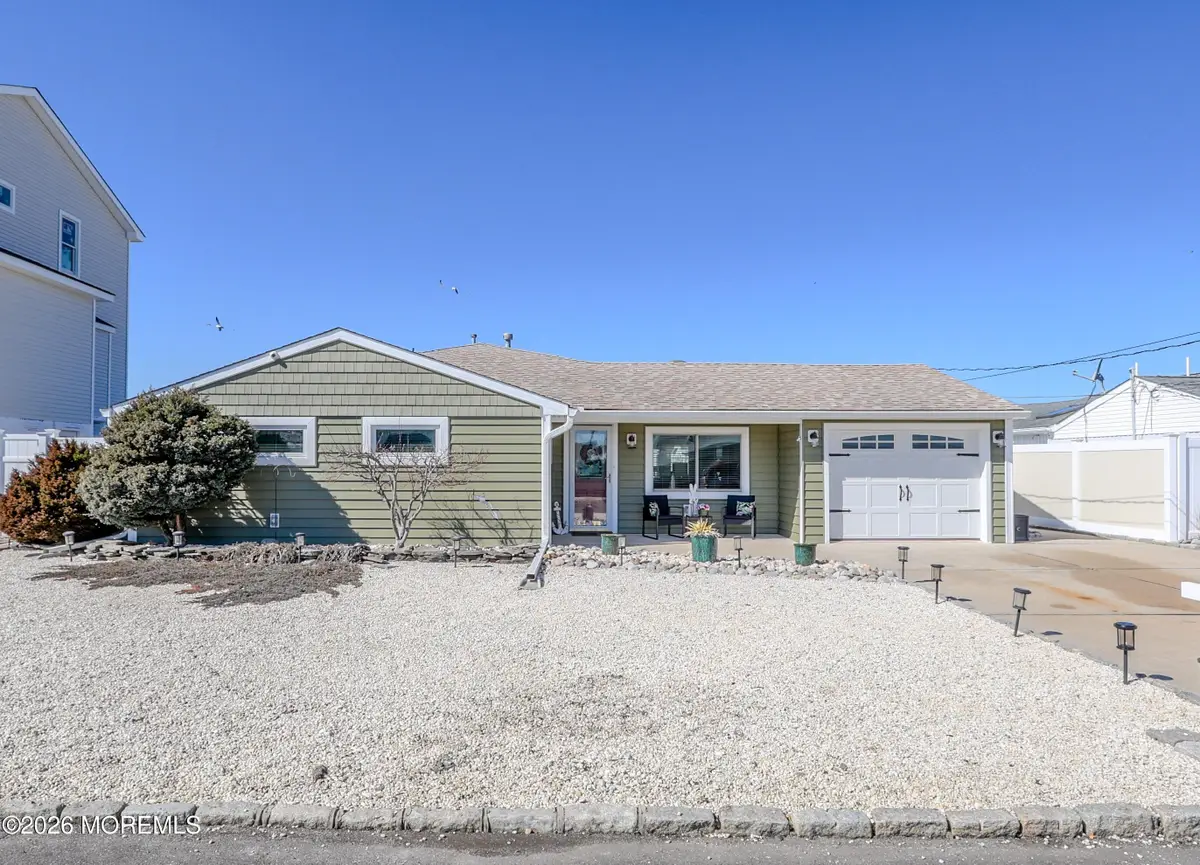 16 Peg Leg Way, Waretown, NJ 08758 - #1