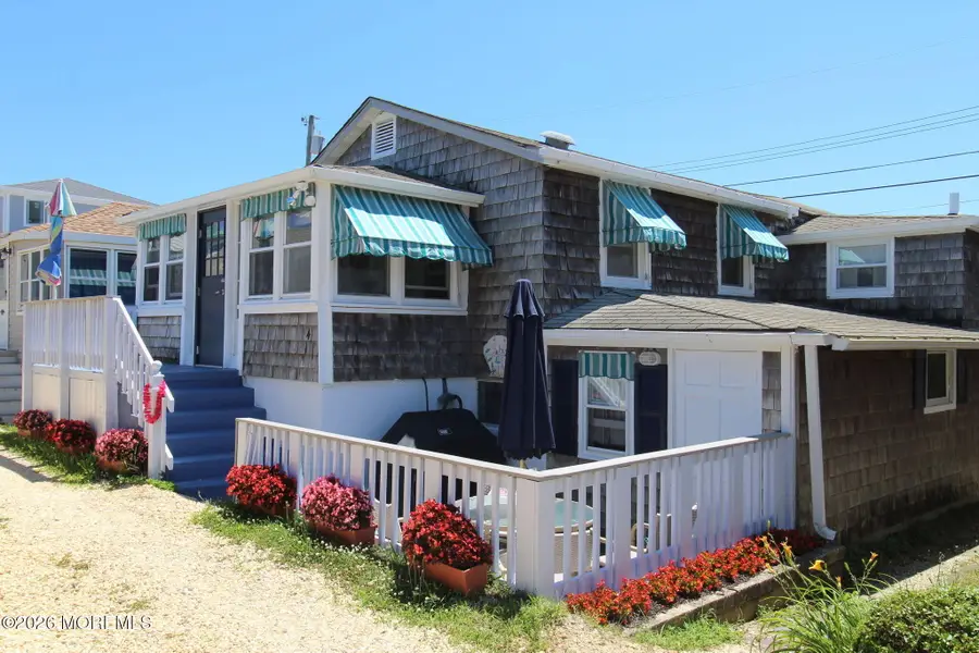 4 Pilgrim Pathway, Point Pleasant Beach, NJ 08742 - #2