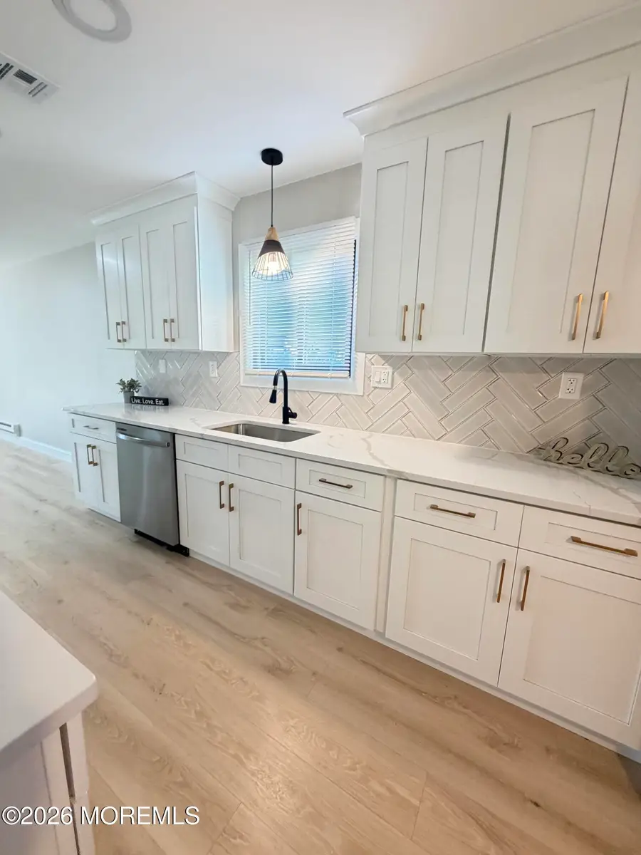 81 Amberly Drive #B, Manalapan, NJ 07726 - #2