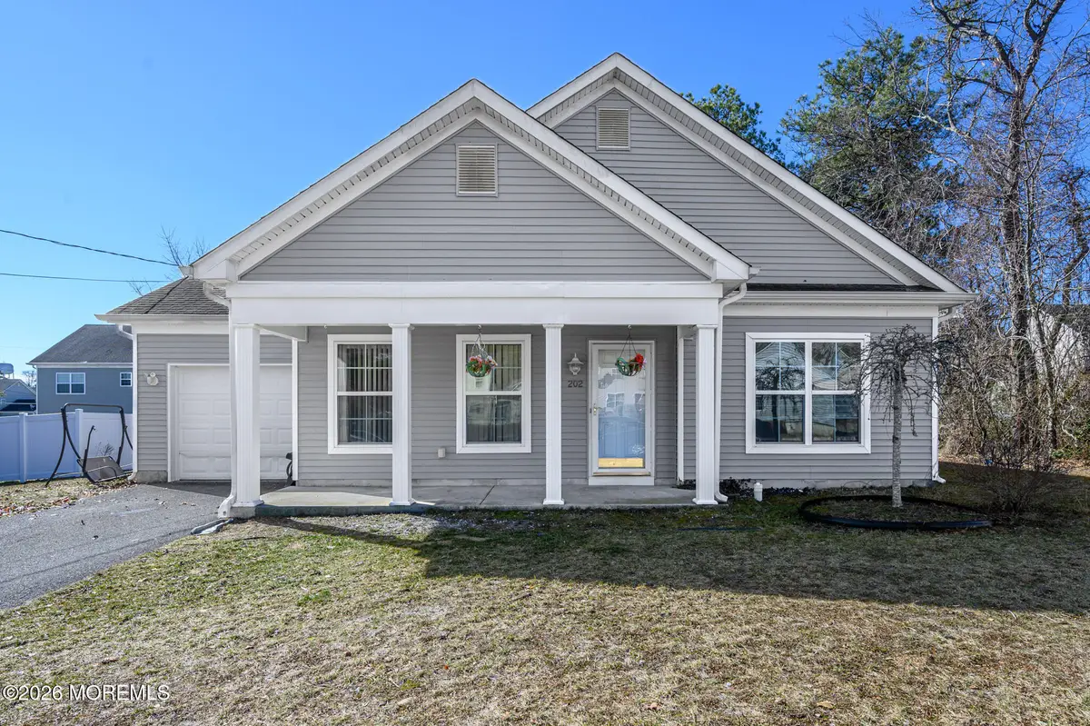 202 3rd Avenue, Toms River, NJ 08757 - #1