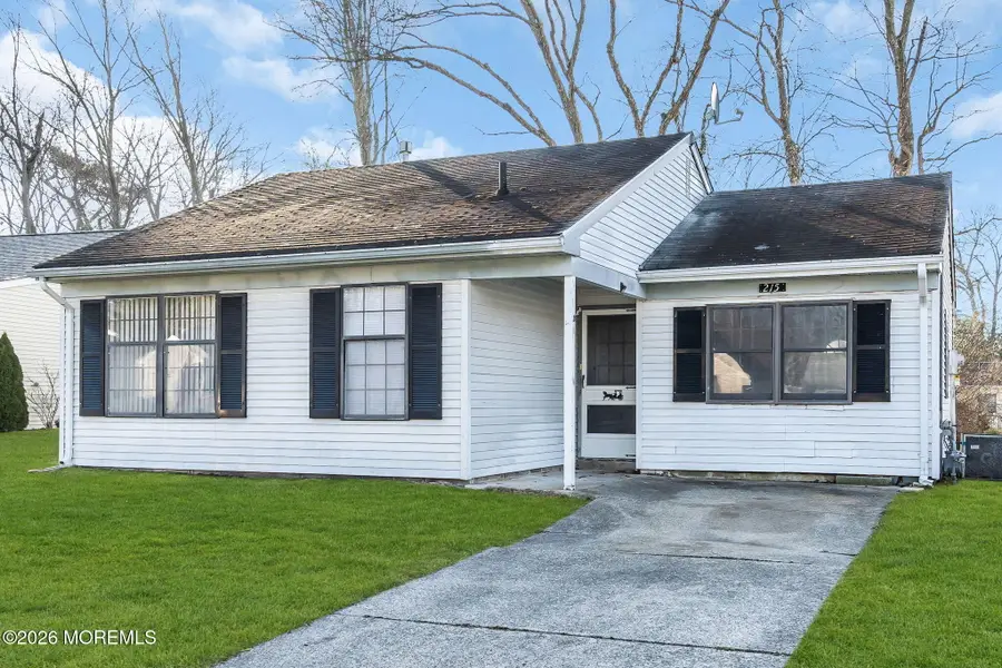 215 Lexington Drive, Mystic Island, NJ 08087 - #2