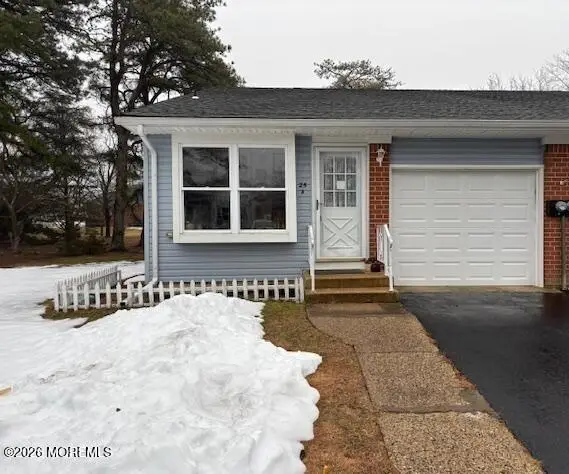 25 A Hancock Drive #A, Whiting, NJ 08759