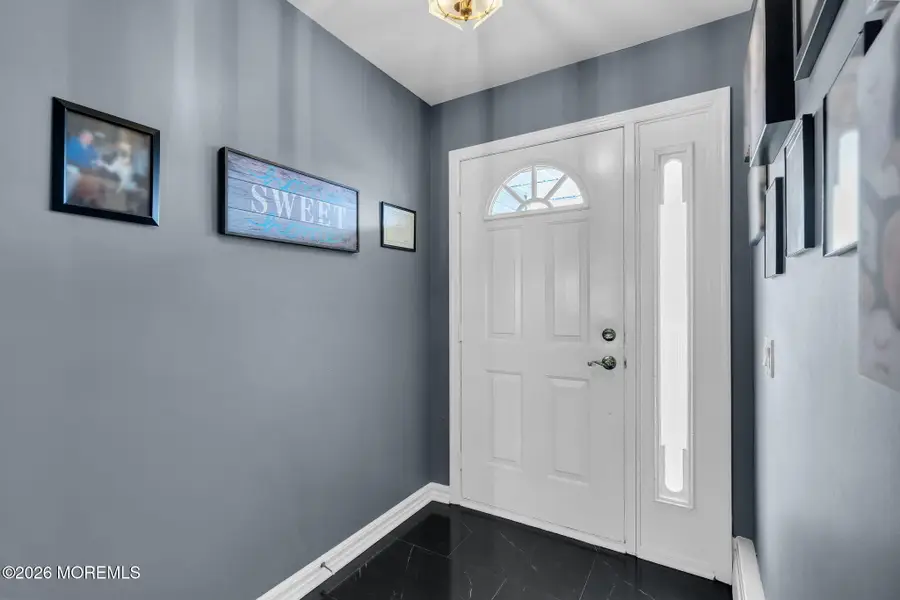 11 Sandhurst Court, Toms River, NJ 08757 - #3