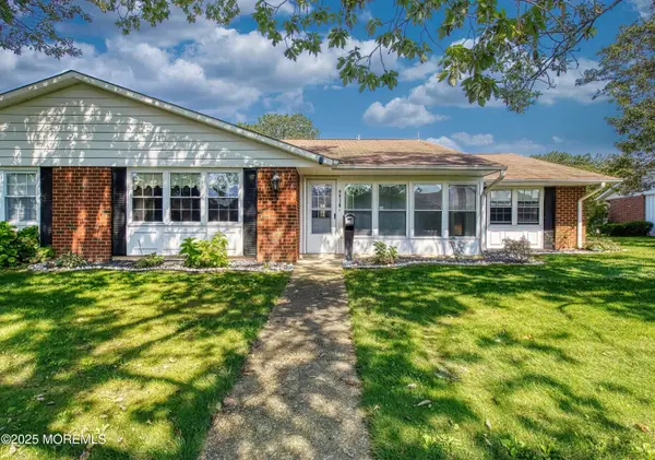 991B Argyll Circle, Lakewood, NJ 08701