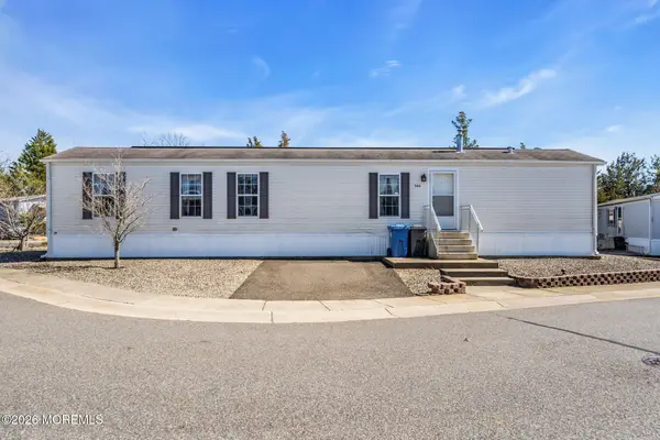 506 Quiet Way, Toms River, NJ 08755