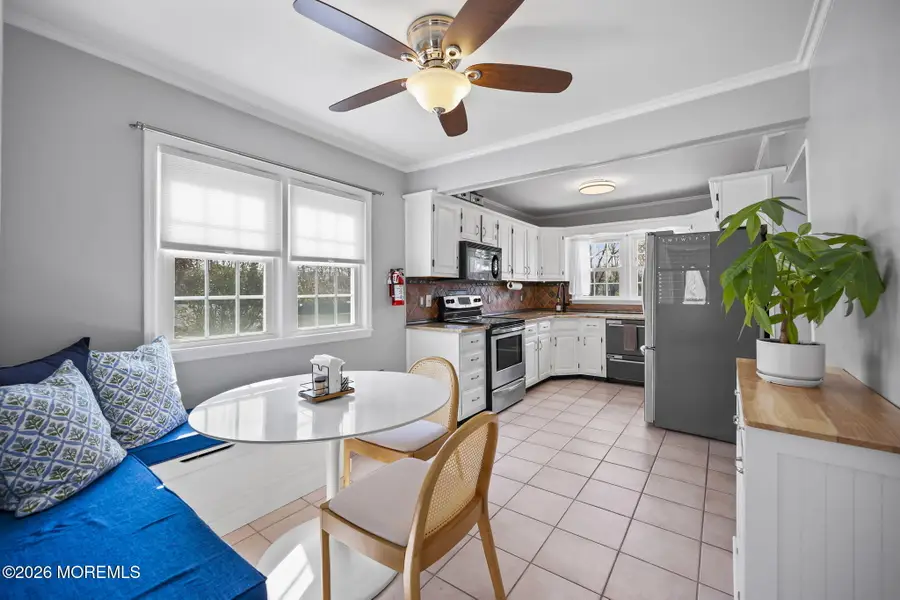 350 East Road, Belford, NJ 07718 - #2