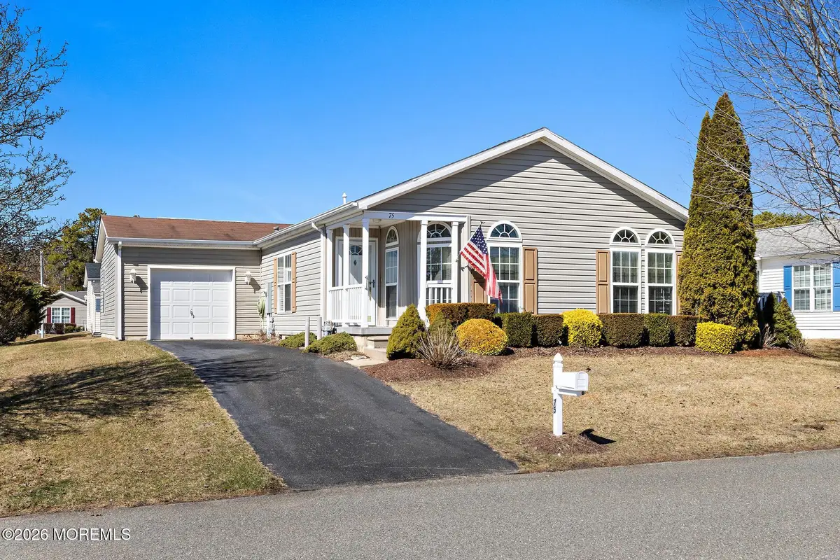 75 Oak Ridge Lane, Manahawkin, NJ 08050 - #1