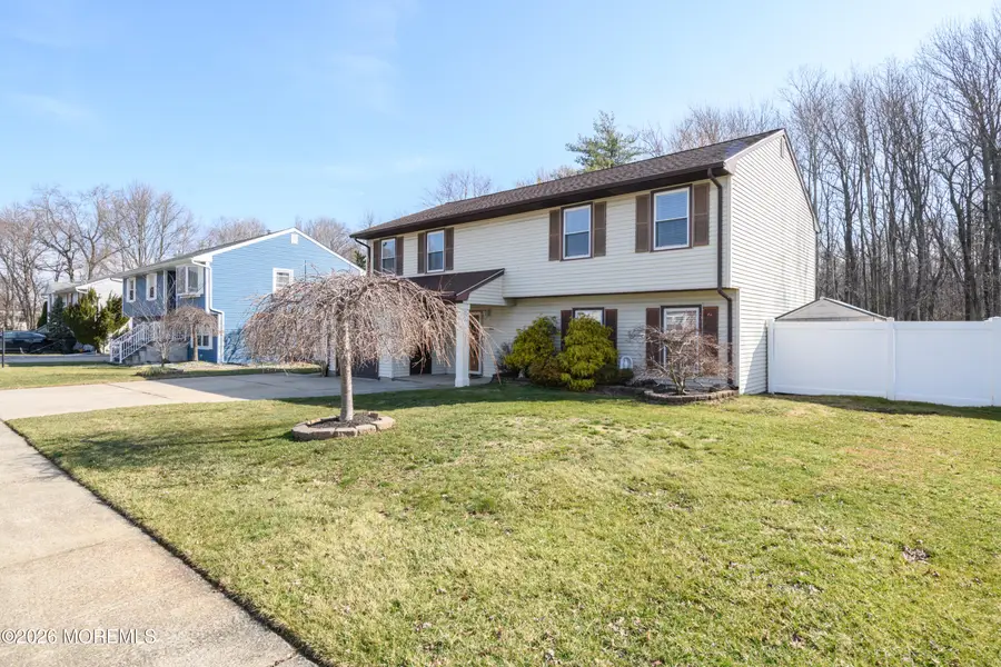 4 Colgate Court, Hazlet, NJ 07730 - #2