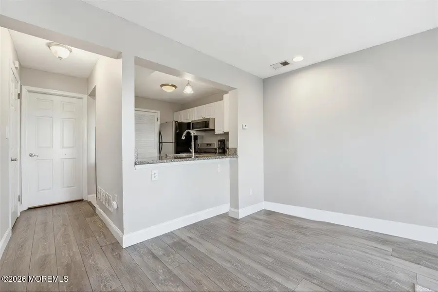 42 Richmond Court, Tinton Falls, NJ 07712 - #2