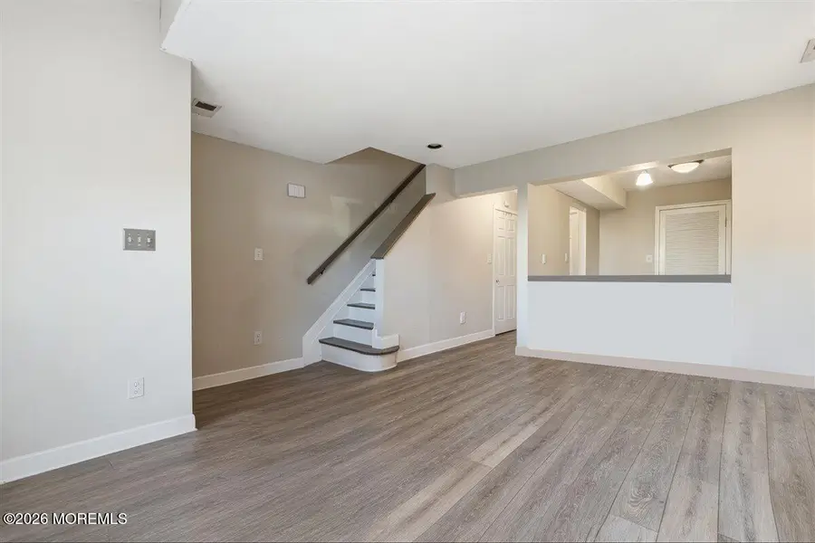 42 Richmond Court, Tinton Falls, NJ 07712 - #3