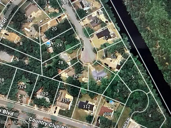 4 Merion Court, Little Egg Harbor, NJ 08087