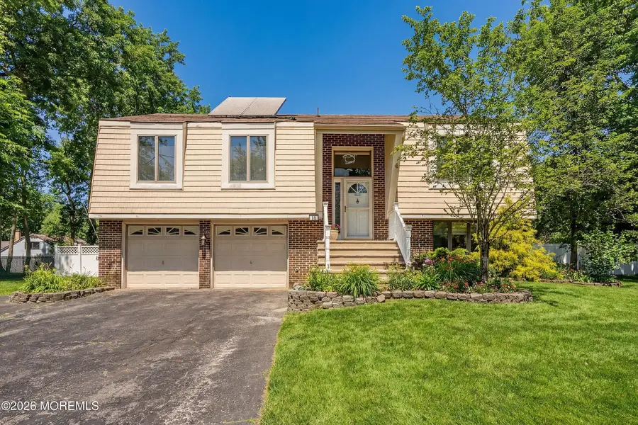 19 Liverpool Court, Jackson, NJ 08527 - #3