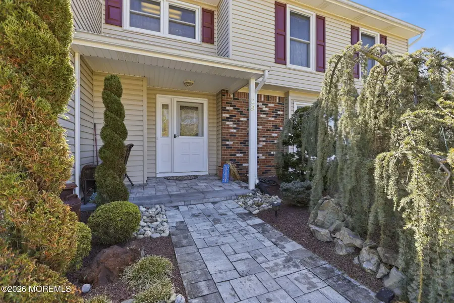 29 Alexandria Drive, Manalapan, NJ 07726 - #3