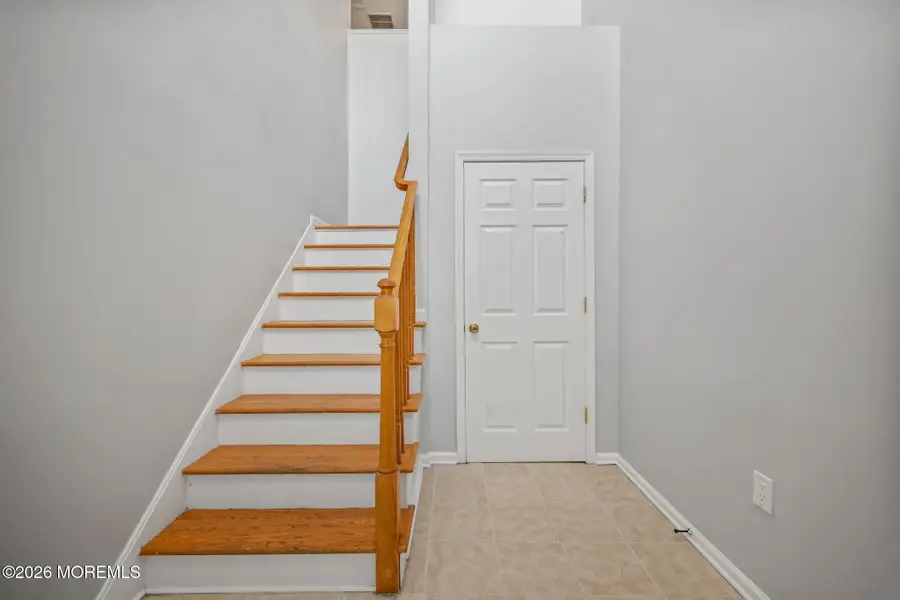 189 Sunshine Drive, Piscataway, NJ 08854 - #3