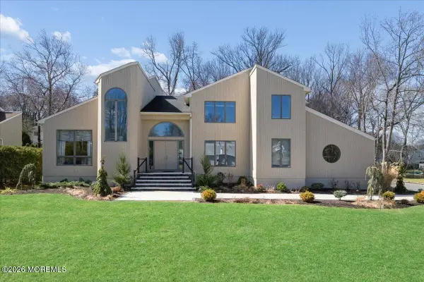 220 Tracy Drive, Morganville, NJ 07751