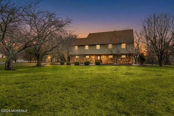 4 Douglas Drive, Holmdel, NJ 07733