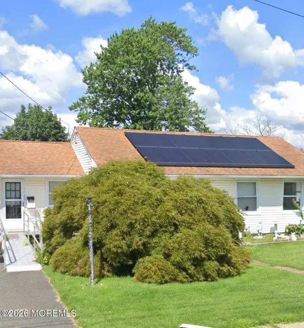 110 Dewey Street, Toms River, NJ 08753