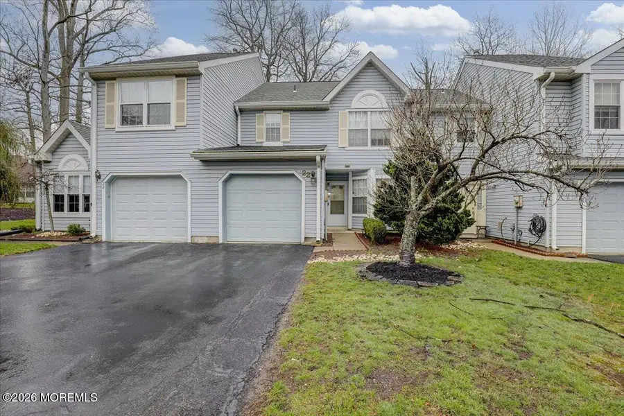 22 Ross Terrace, Manalapan, NJ 07726 - #2