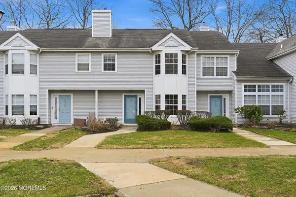 314 Towne Drive #10-4, Manalapan, NJ 07726