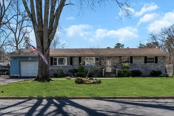 1 Castle Avenue, Jackson, NJ 08527