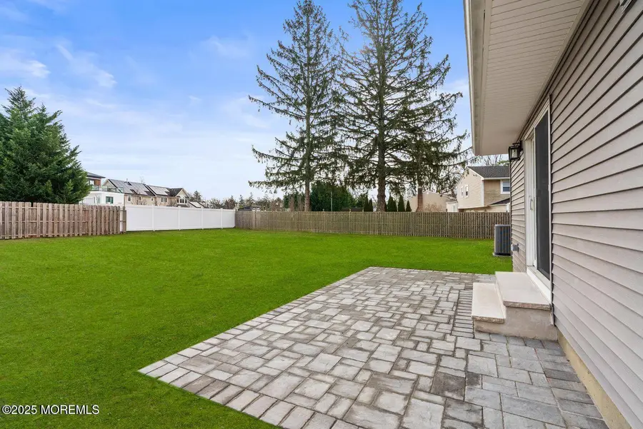 1 Robin Drive, Oakhurst, NJ 07755 - #3