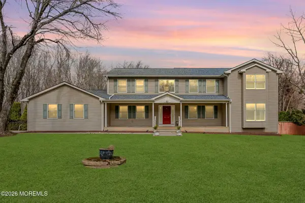 124 Taylors Mills Road, Manalapan, NJ 07726