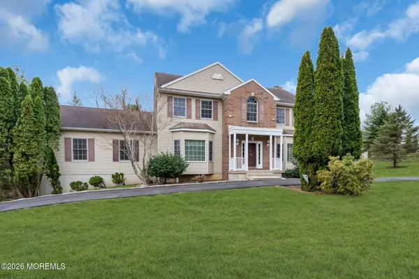 8 Hartnett Way, Millstone, NJ 08510