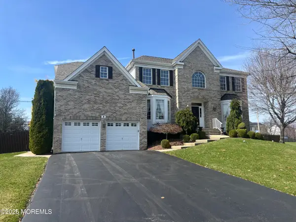 4 Rutgers Way, Freehold, NJ 07728