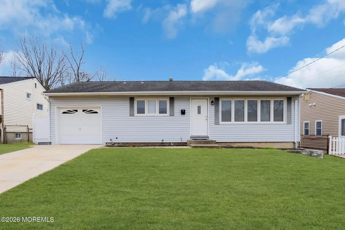 16 Hemlock Drive, Parlin, NJ 08859 - #1