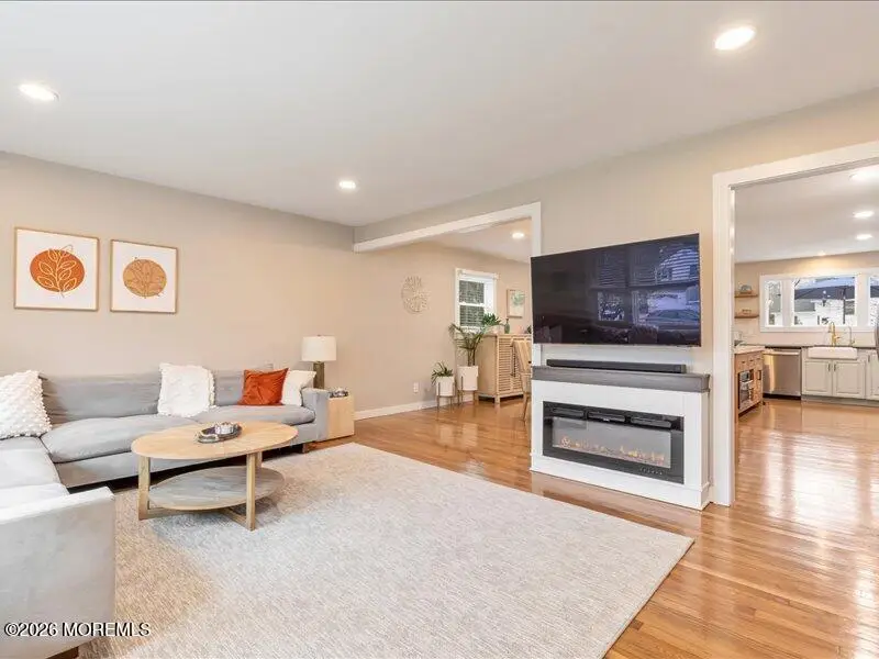 28 Spruce Drive, Shrewsbury, NJ 07702 - #2